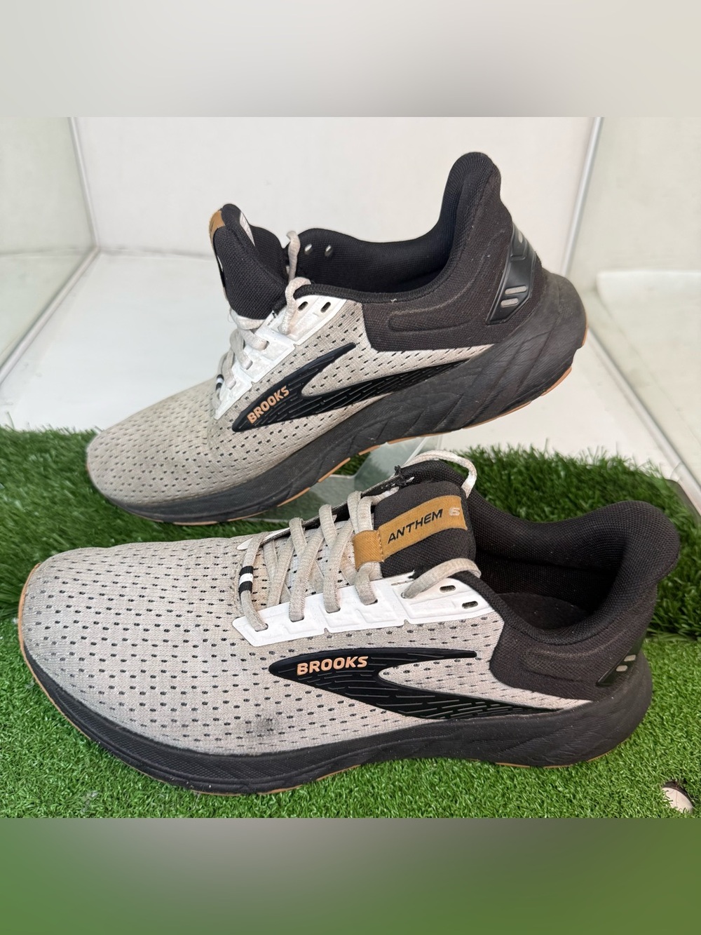 Brooks Men's Anthem 6 Running Shoes, Sz 8
